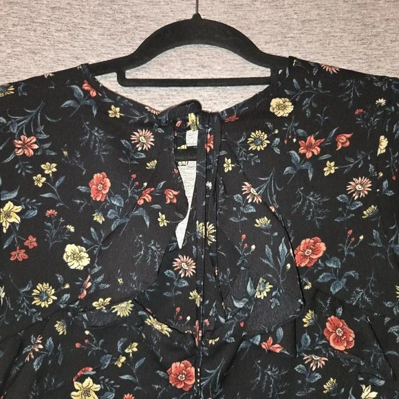 Xhilaration Black Floral Ruffle Dress Women's Medium Keyhole Neck Flared Sleeve - Picture 8 of 10